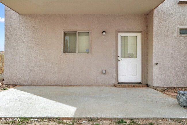 Building Photo - 12237 Gaudi Wy