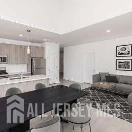 Building Photo - 175 Quincy Ct