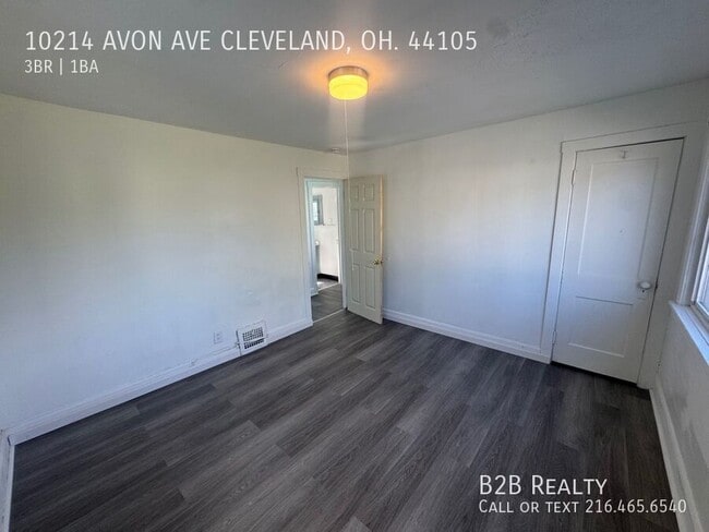 Building Photo - 10214 Avon Ave