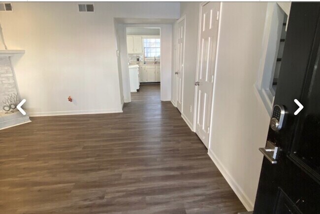 Building Photo - 6025 Sand Wedge Cir NW