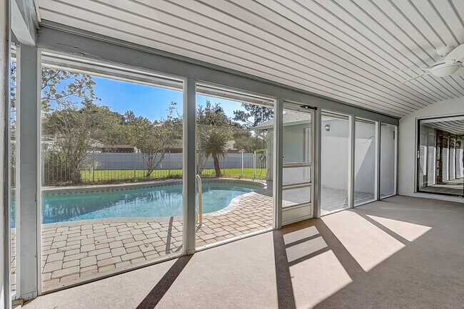 Building Photo - 6320 Edge O Grove Cir