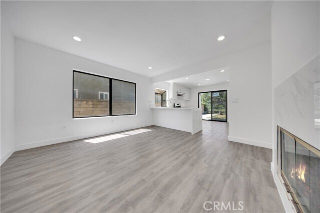 Building Photo - 6289 Sunny Meadow Ln