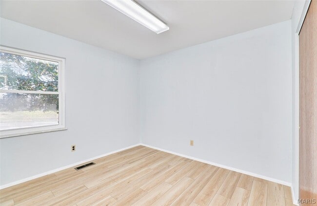 Building Photo - 815 Montmartre Ct