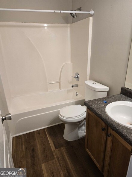 Building Photo - 65 Trelawney Ave