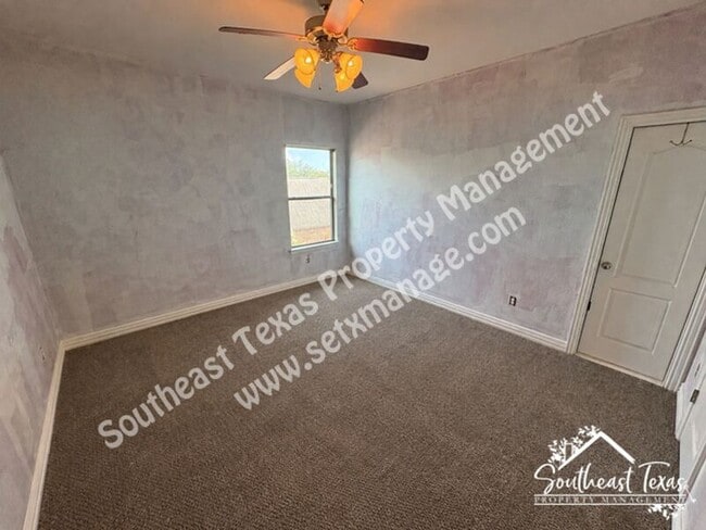 Building Photo - 7760 Summer Wind Dr