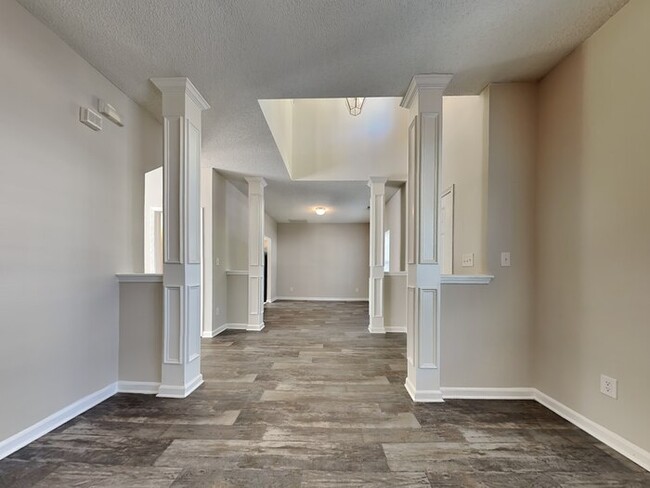 Building Photo - 3518 Joel Turner Dr