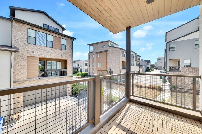 Building Photo - 4500 Freedom Dr