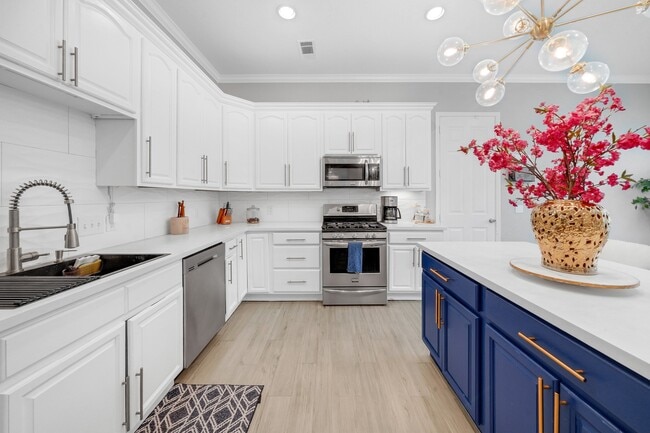 Building Photo - 15711 Edo Cir