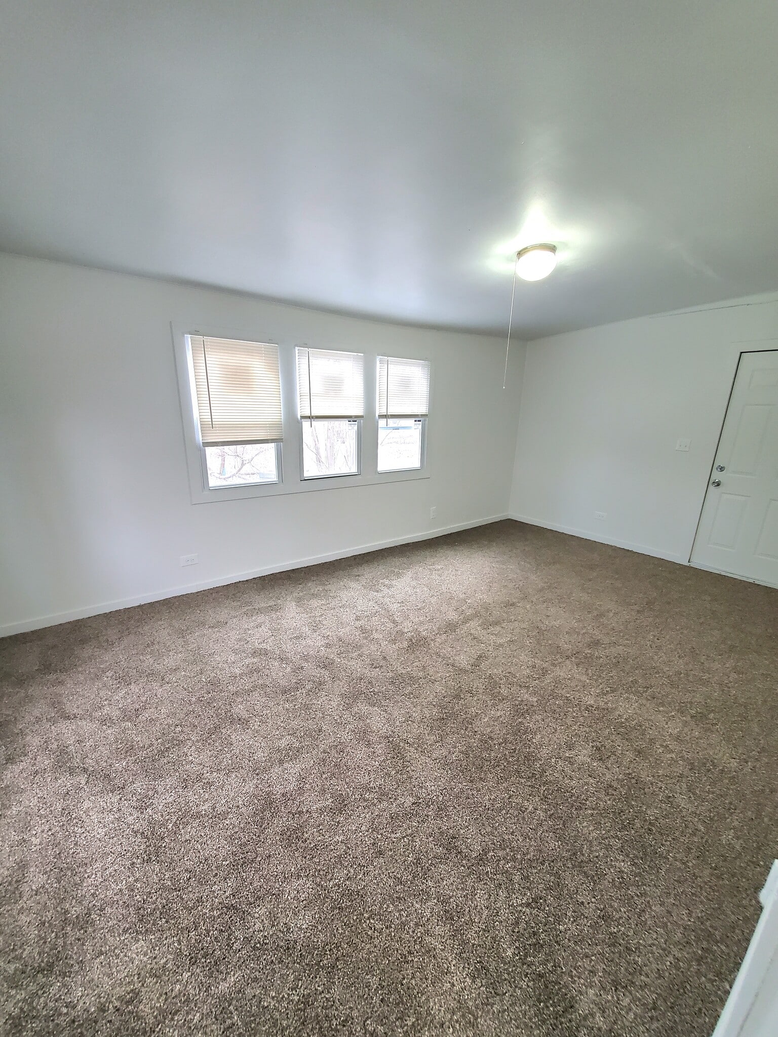 Family room 17x20 - 1701 168th St