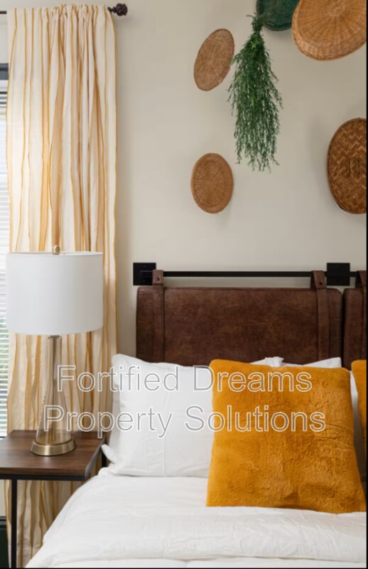 Building Photo - 720 S Broad St