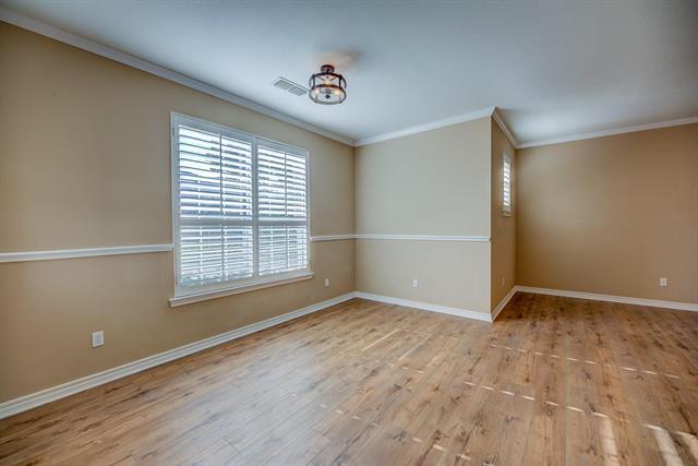 Building Photo - 5855 Pecan Chase