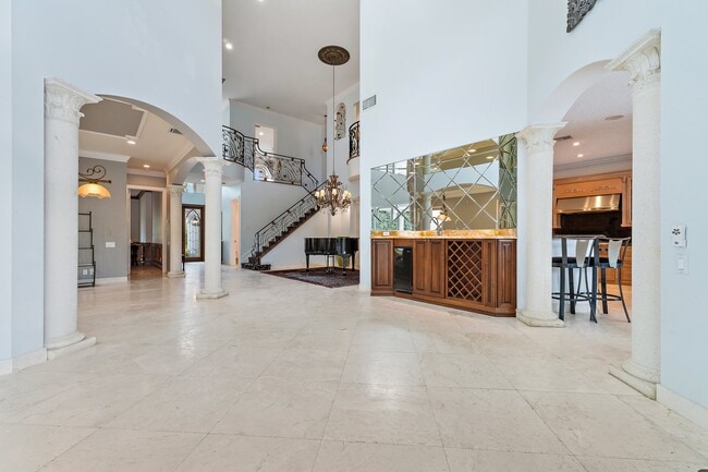 Building Photo - 702 Maritime Way