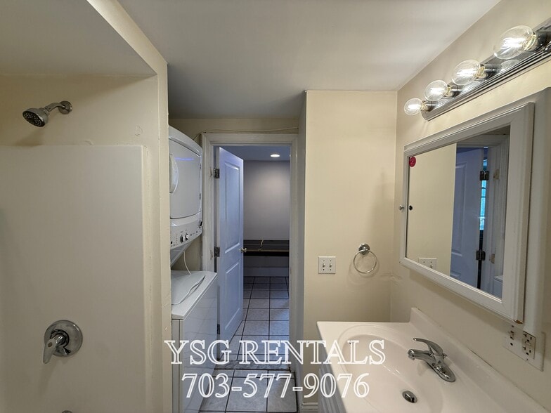 Building Photo - 8 Alleghany St