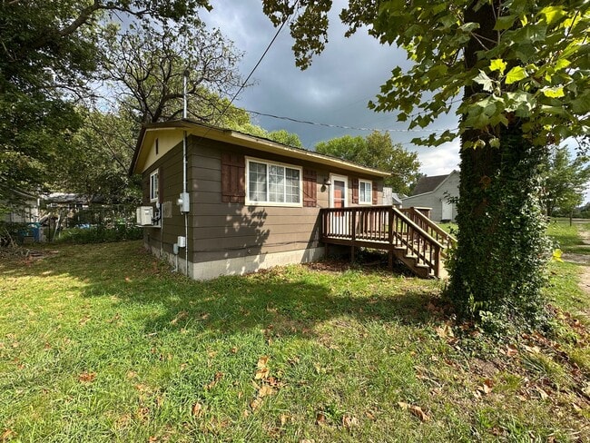 Primary Photo - 313 N Kentucky St