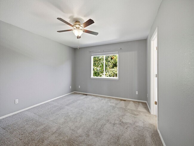 Building Photo - 2039 Sandhill Crane Cir