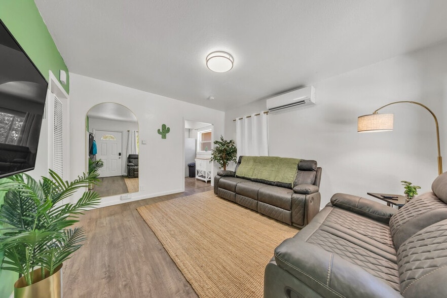 Building Photo - 4700 65th St