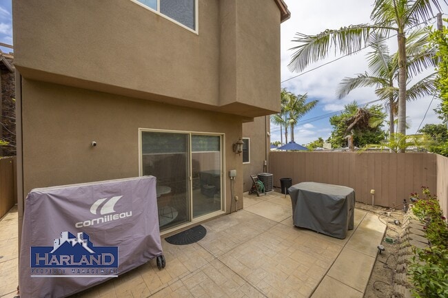 Building Photo - 760 Bonair Pl