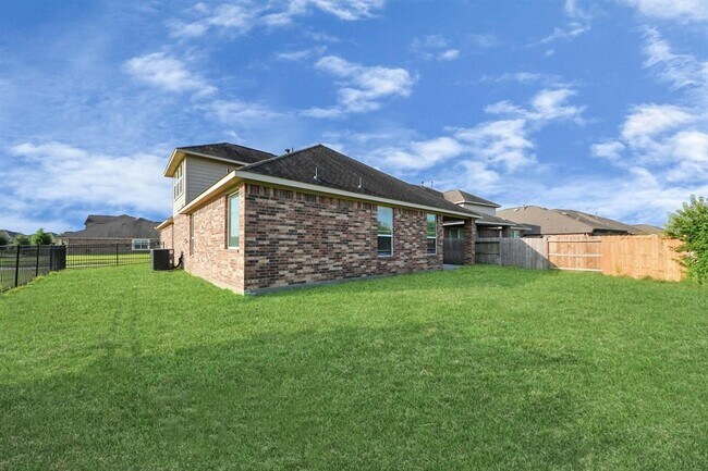 Building Photo - 20610 Arrow Falls Ln