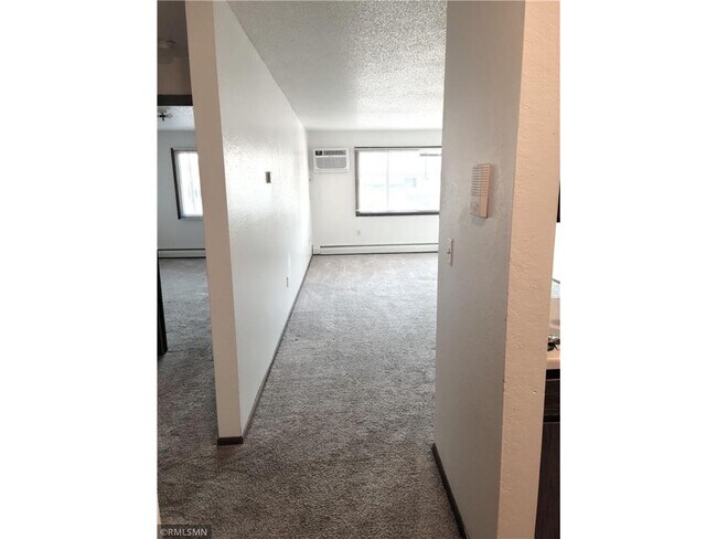 Building Photo - 417 S Wasson Ln