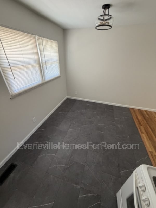 Building Photo - 1309 Alvord Ln