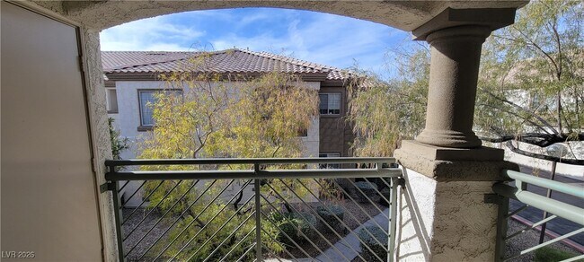 Building Photo - 6704 Indian Chief Dr