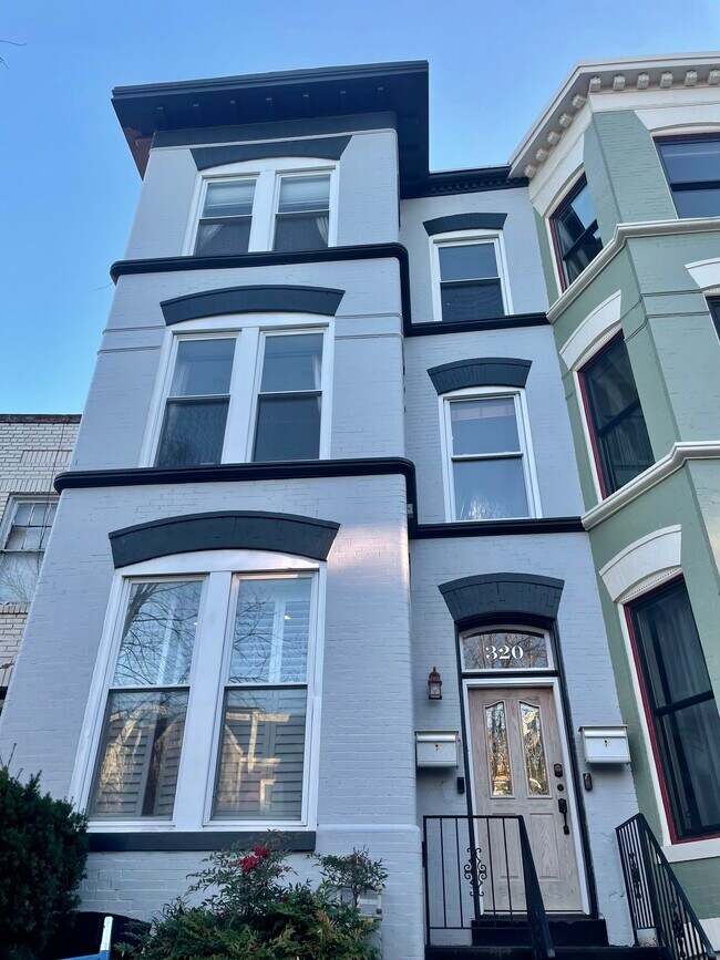 Primary Photo - 320 T St NW