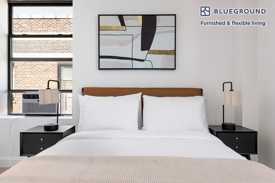 Building Photo - 915 West End Ave