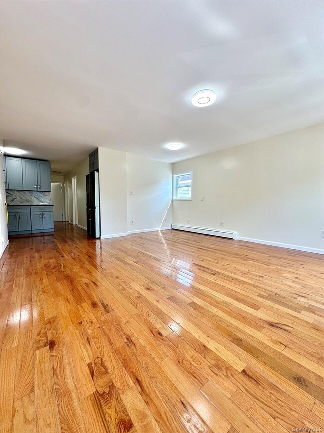 Building Photo - 2069 Lacombe Ave