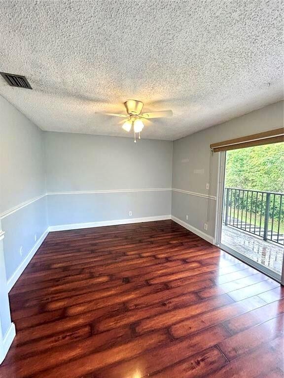 Building Photo - 8131 Lagos De Campo Blvd