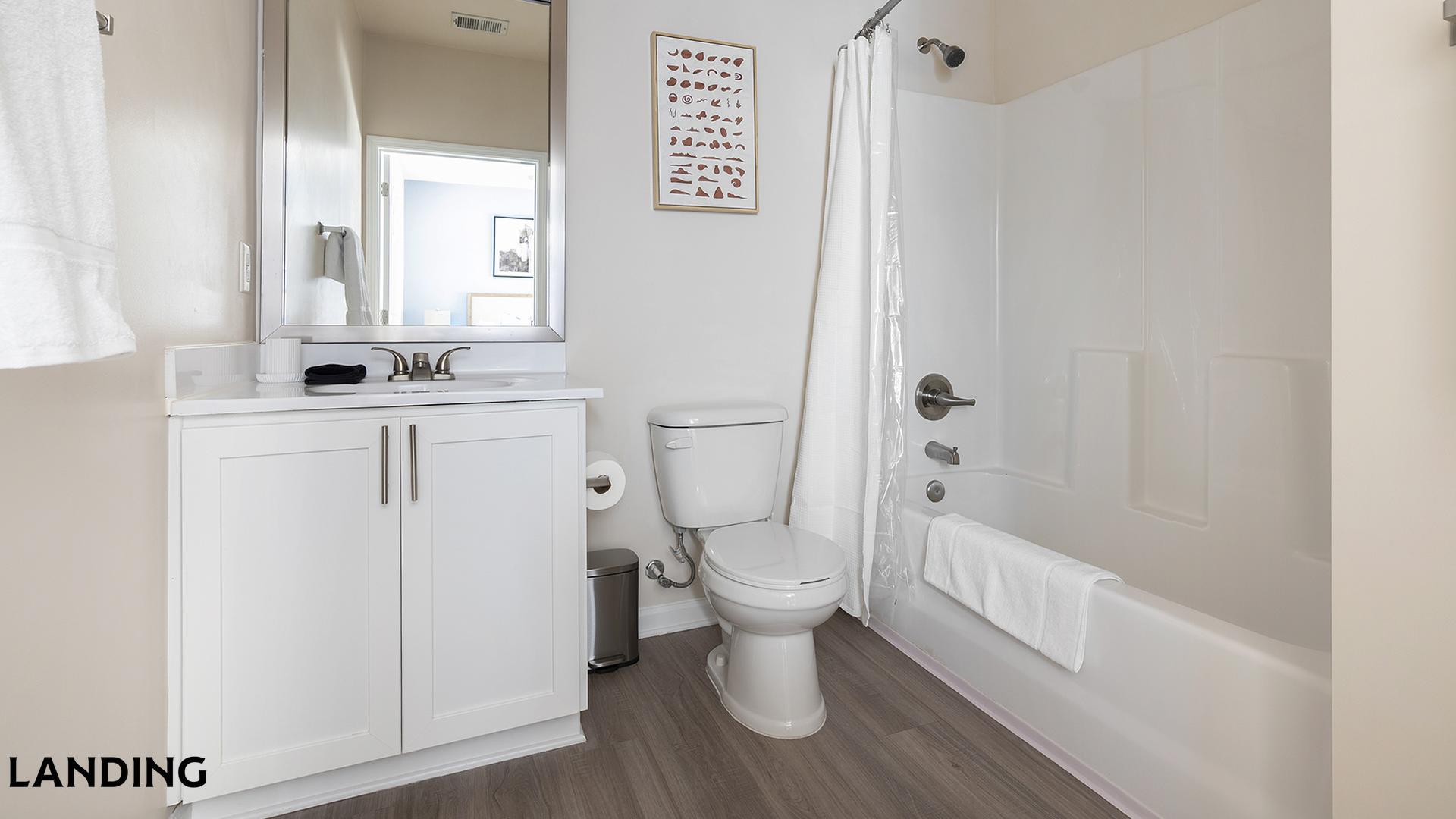 Building Photo - 9015 Kings Grant Dr