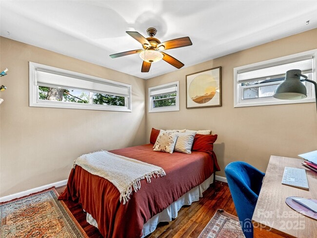 Building Photo - 44 Broadview Ave