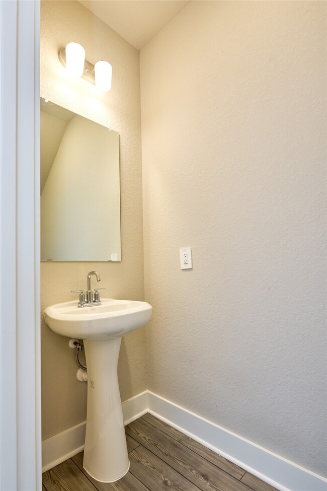 Building Photo - 10533 Preserve Wy