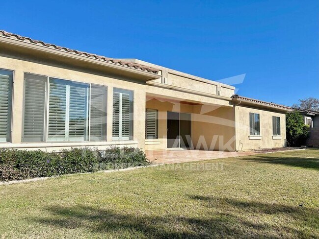 Building Photo - 863 W Bluebird Dr