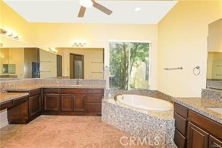 Building Photo - 1653 Honors Cir