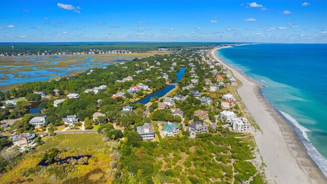 Building Photo - 205 Sea Island Dr