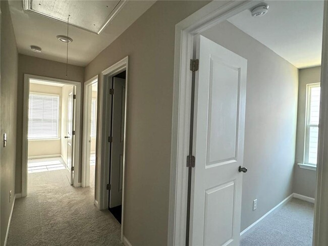 Building Photo - 4747 Waxwing St
