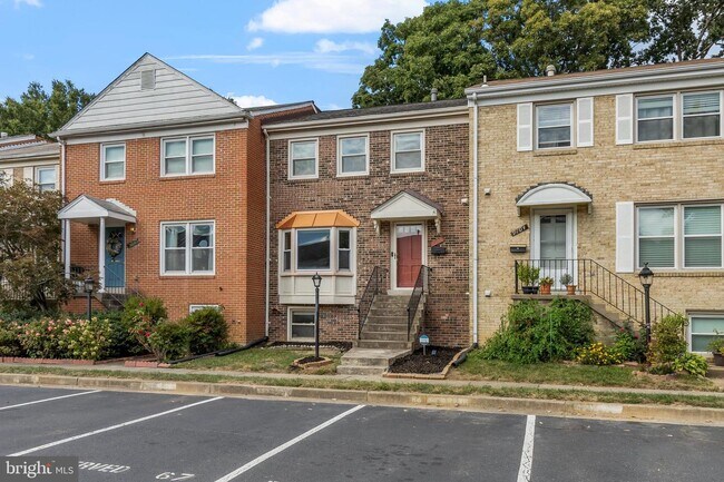 Building Photo - 9106 Suede Ct