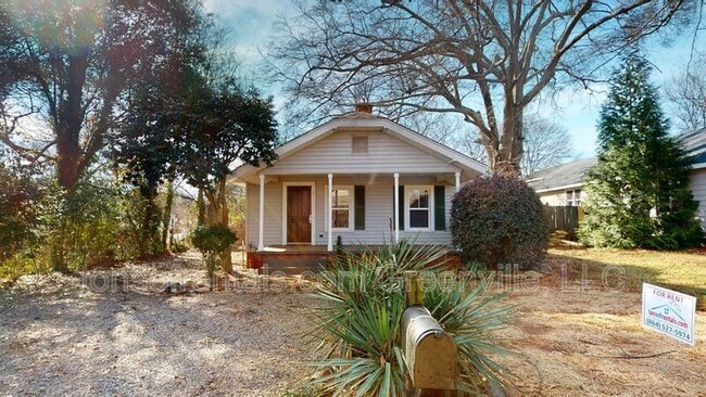 Primary Photo - 3 Verdun Ave