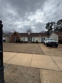 Building Photo - 3381 Kenie Ave