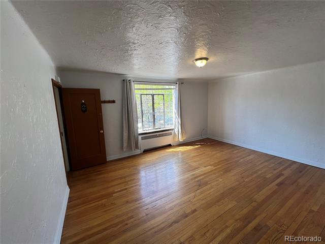 Building Photo - 2535 E 14th Ave