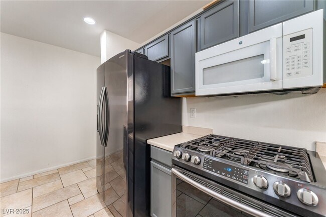 Building Photo - 4067 Asante Cove St
