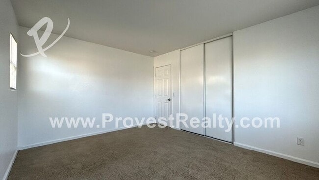 Building Photo - 13981 Horseshoe Way