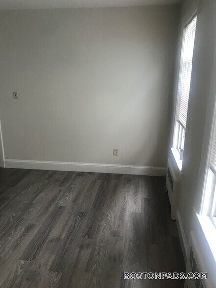 Building Photo - 90 Winthrop Shore Dr