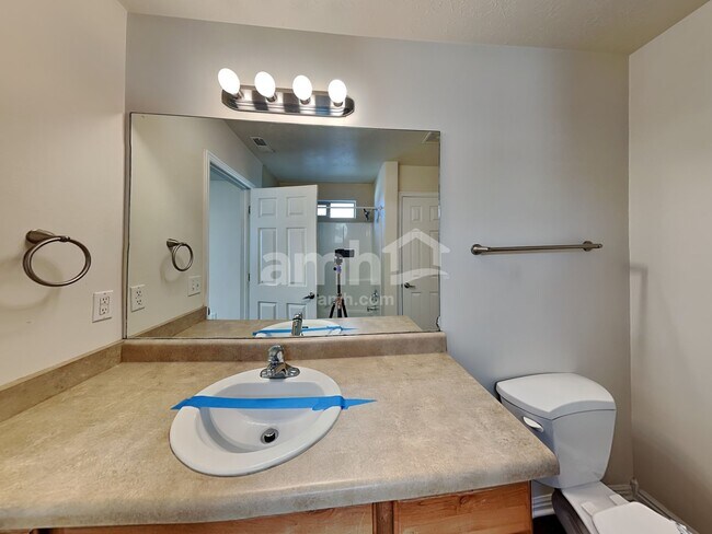 Building Photo - 196 Sam Gates Rd