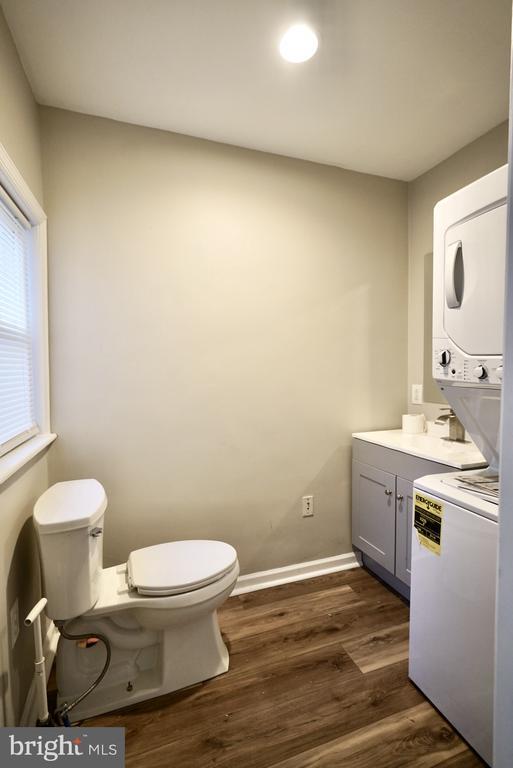 Building Photo - 2655 Cedar St