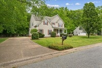 Building Photo - Spacious home in Fernbrook community and J...