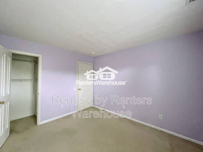 Building Photo - 171 Graystone Trce