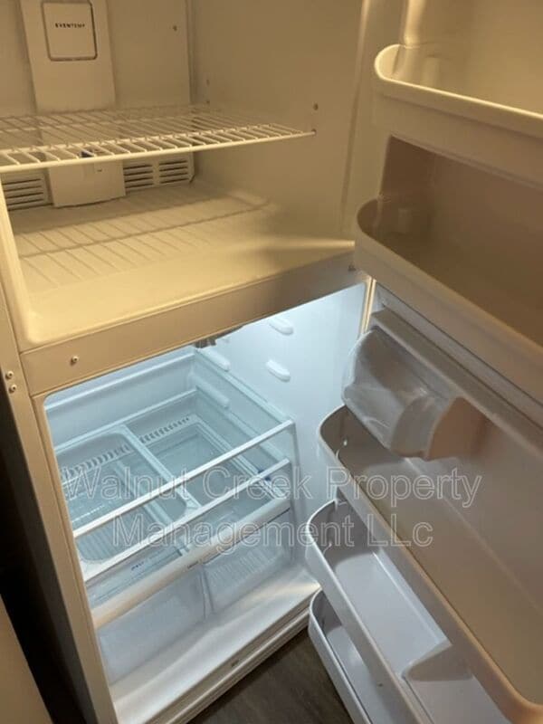 Building Photo - 5520 Beavercrest Dr