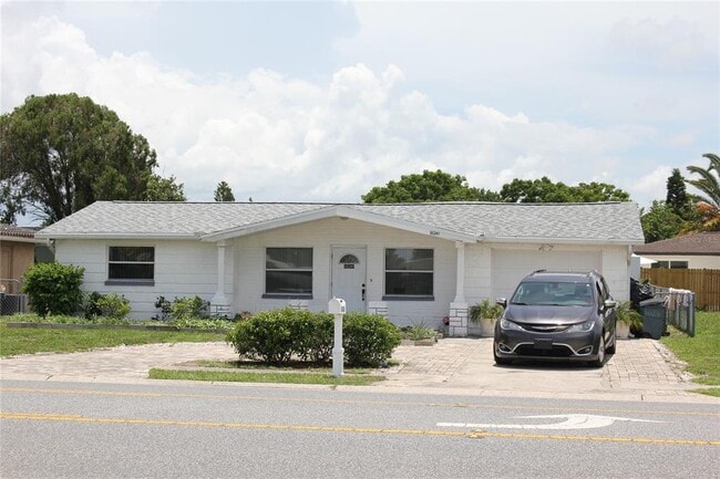 Building Photo - 10241 Regency Park Blvd