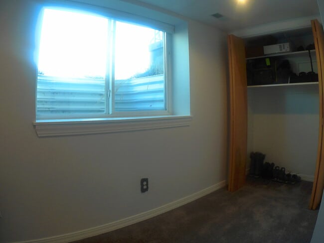 Building Photo - 4 Bed Beautiful Refurbished Sugarhouse Home